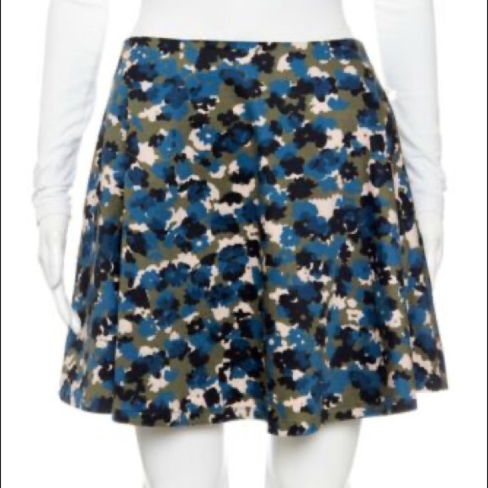 Kate Spade ♠️ Saturday Floral Camo Pattern Circle Mini Skirt, size 2